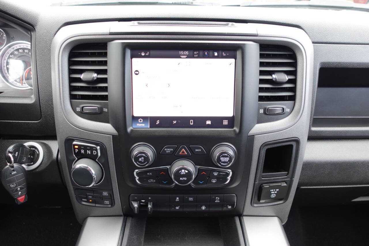 Used 2022 RAM 1500 Express w/ Wheel & Sound Group image 35