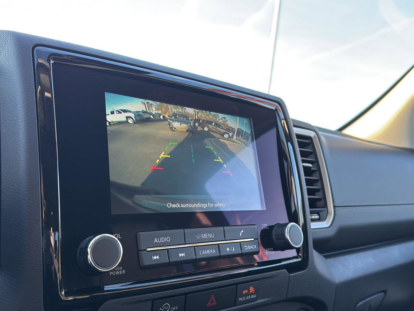 Used 2024 Nissan Frontier SV w/ SV Convenience Package image 25