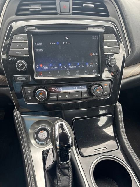 Used 2017 Nissan Maxima Platinum FWD image 5