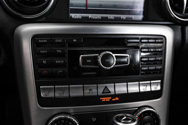 Used 2014 Mercedes-Benz SLK 250 image 27