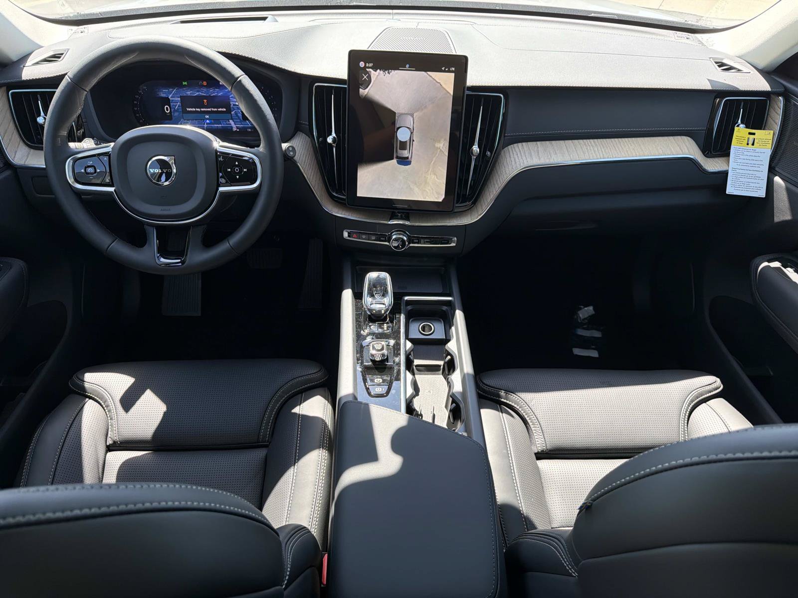 New 2027 Volvo XC60 B5 Ultra AWD/4WD image 7