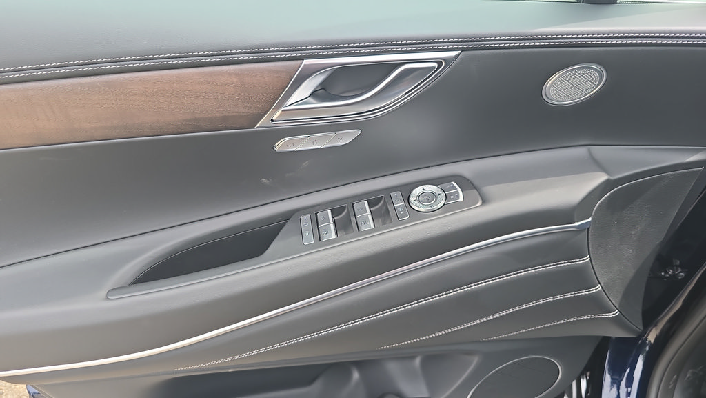 New 2026 Genesis GV80 2.5T Select AWD/4WD image 16