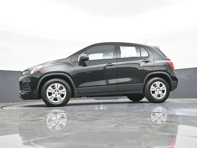 Used 2017 Chevrolet Trax LS FWD image 56