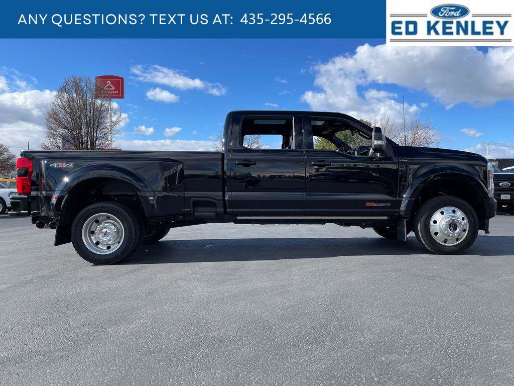 Used 2025 Ford F450 Platinum image 32