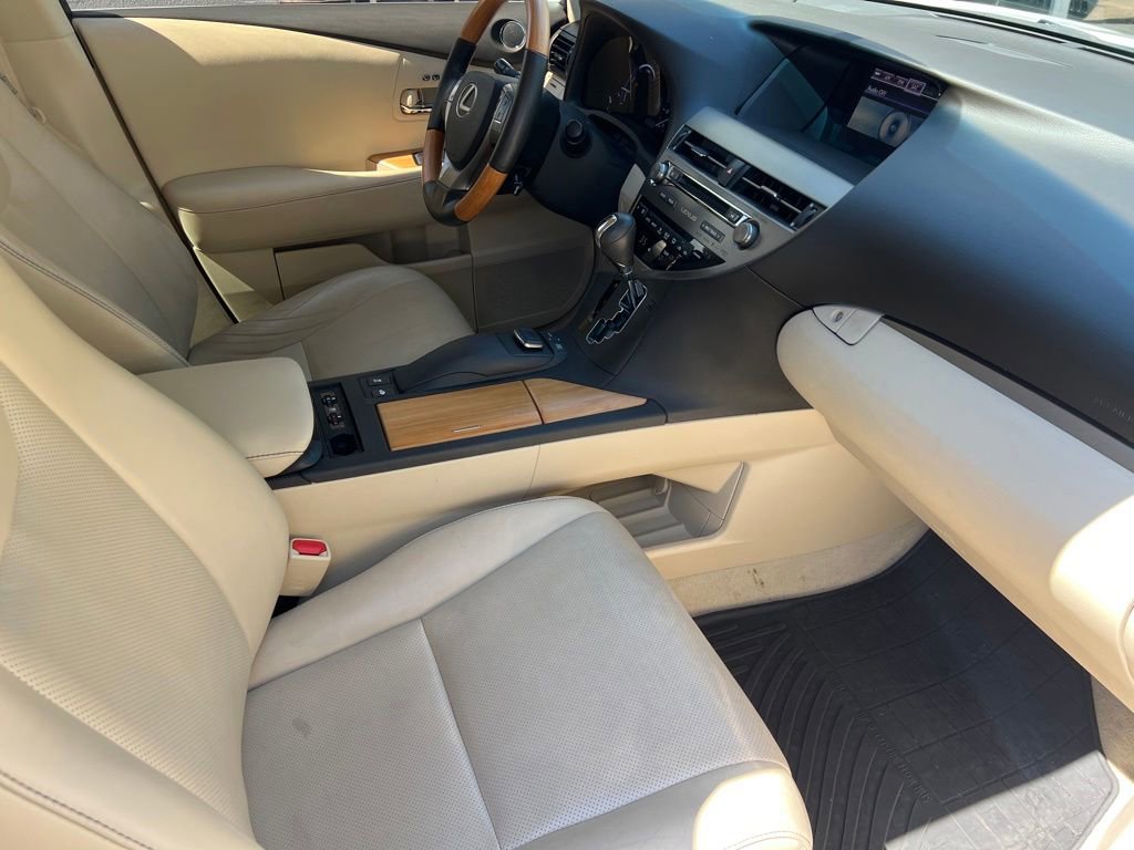 Used 2015 Lexus RX 450h FWD image 4