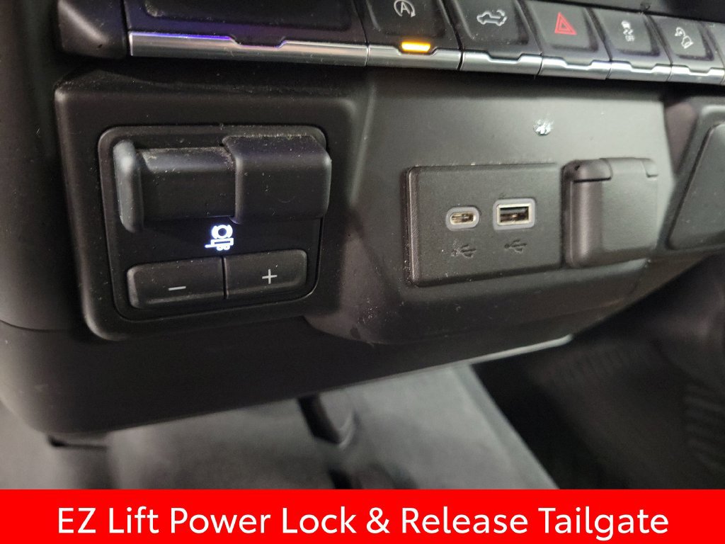 Used 2022 Chevrolet Silverado 1500 RST AWD/4WD image 22