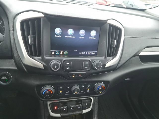 Used 2023 GMC Terrain SLT image 17