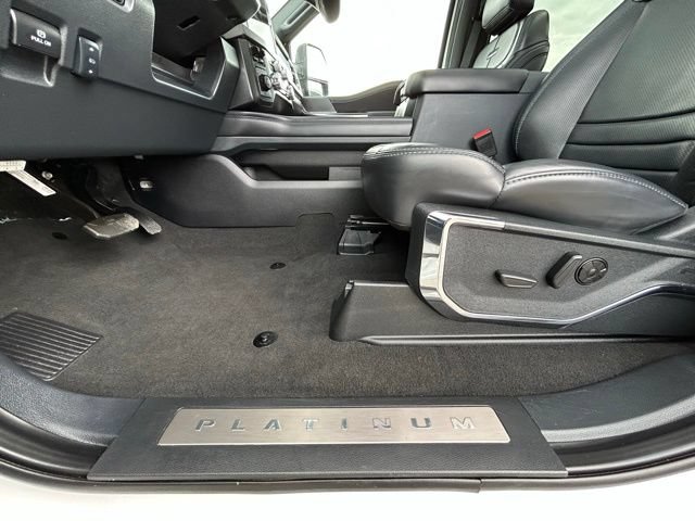 Used 2025 Ford F350 Platinum AWD/4WD image 38