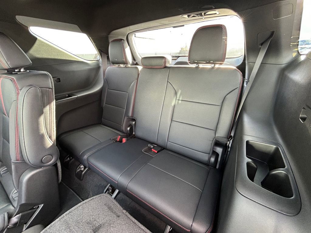 New 2026 Chevrolet Traverse RS image 35