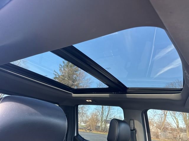 Used 2019 Ford F150 Lariat w/ Equipment Group 502A Luxury image 18