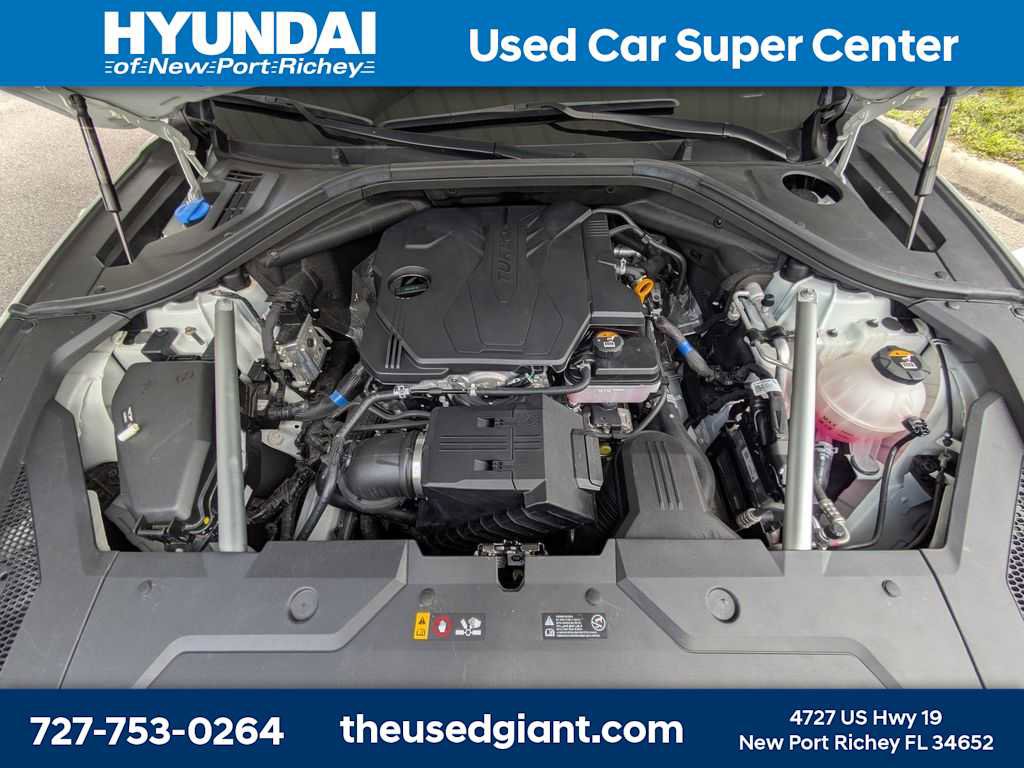 Used 2025 Genesis GV70 2.5T w/ Select Package AWD/4WD image 15