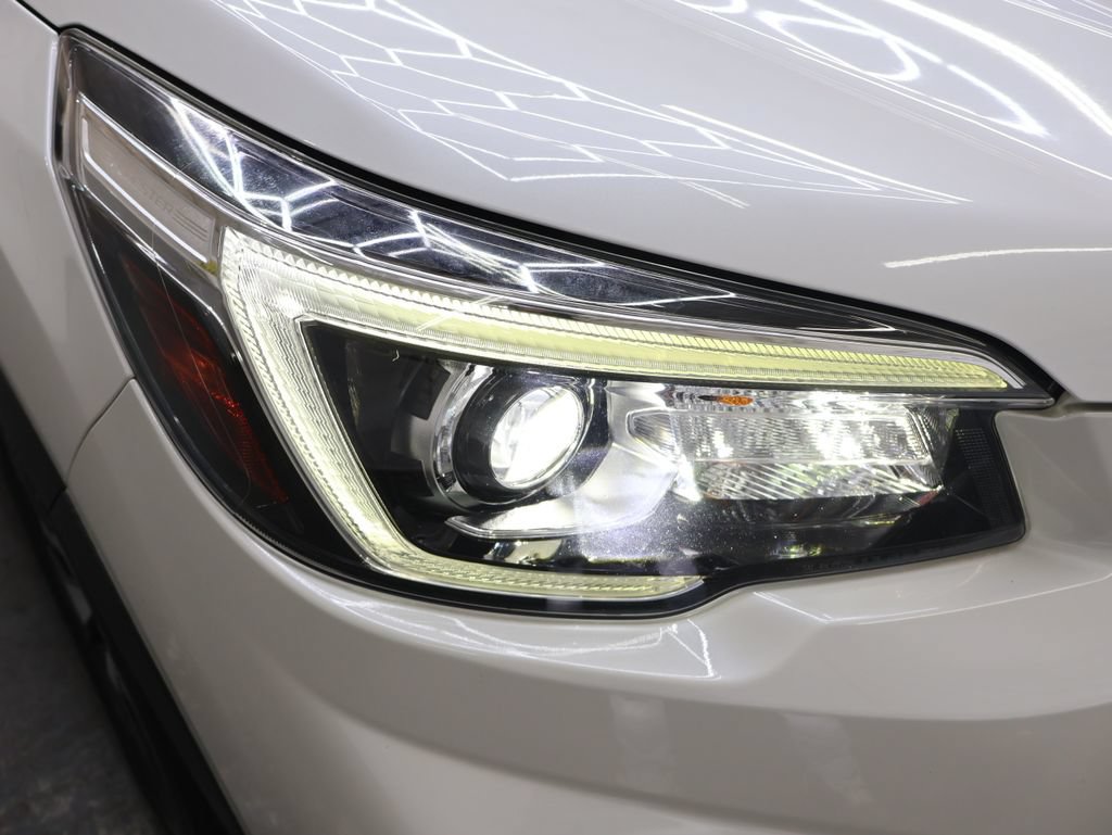 Used 2020 Subaru Forester Touring AWD/4WD image 29