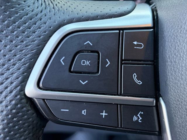 Used 2022 Toyota Sienna Limited image 5