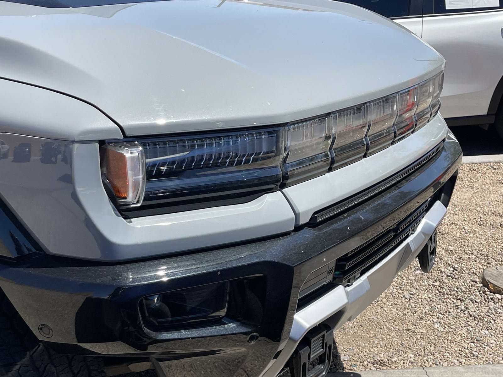 Used 2025 GMC Hummer EV 3X AWD/4WD image 3