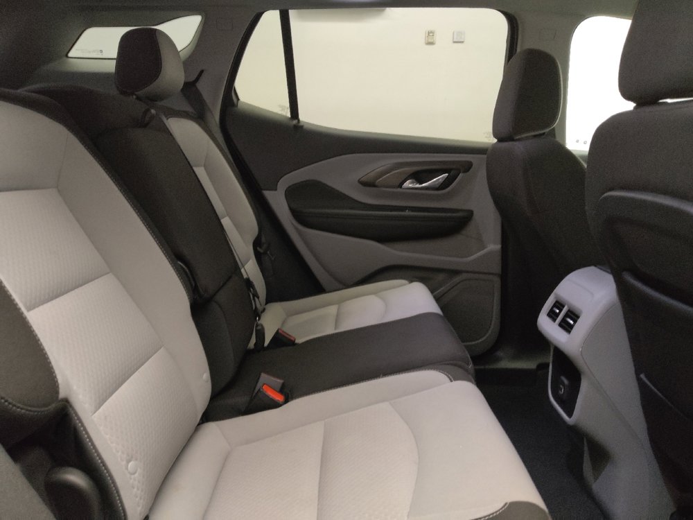 Used 2023 GMC Terrain SLE image 19