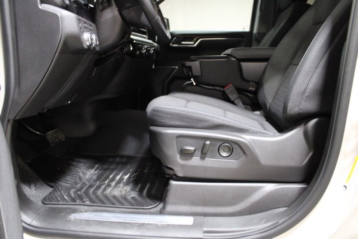 New 2026 GMC Sierra 1500 SLE w/ X31 Off-Road Package AWD/4WD image 19