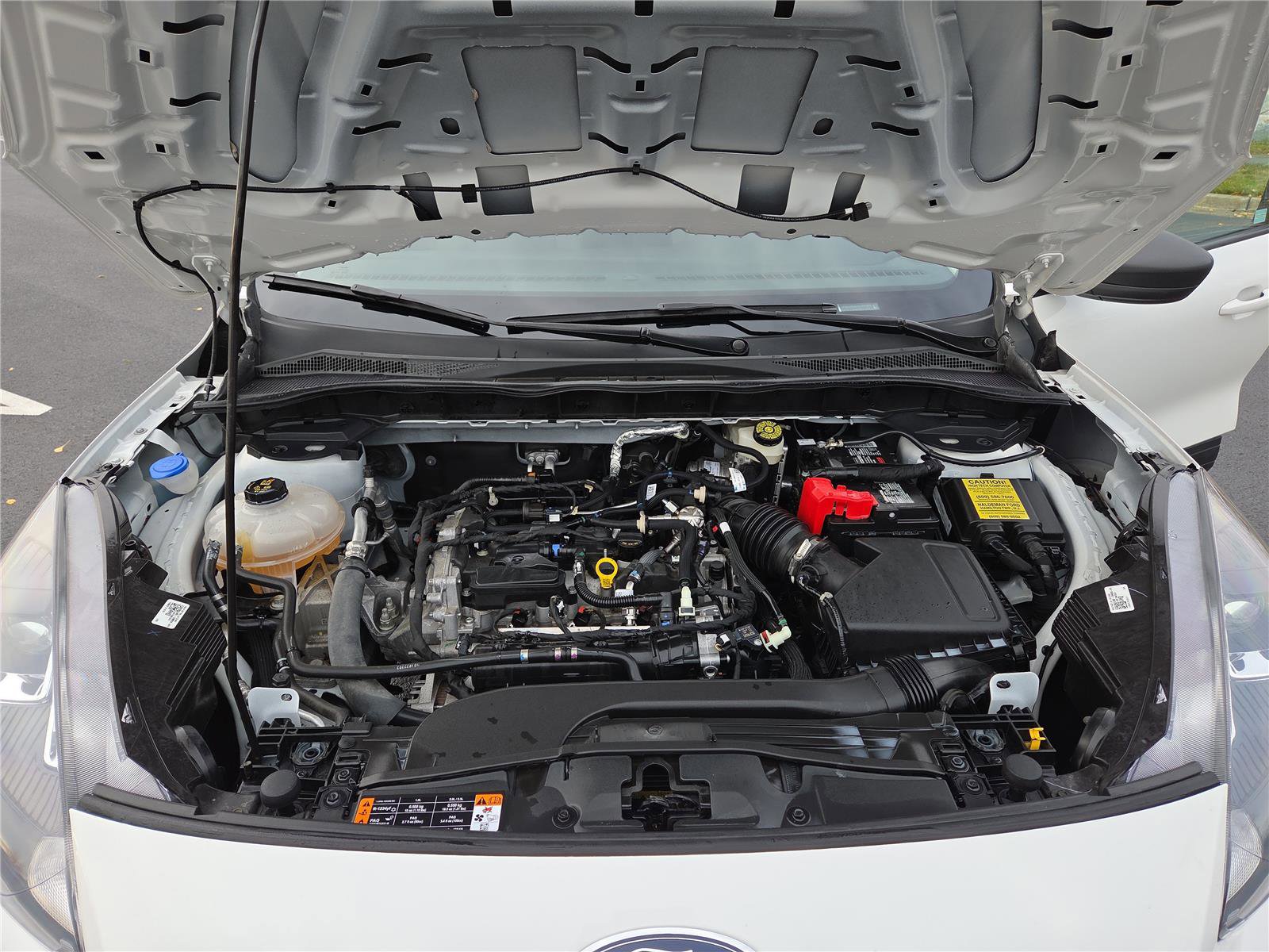 Used 2022 Ford Escape SE w/ Cold Weather Package image 10