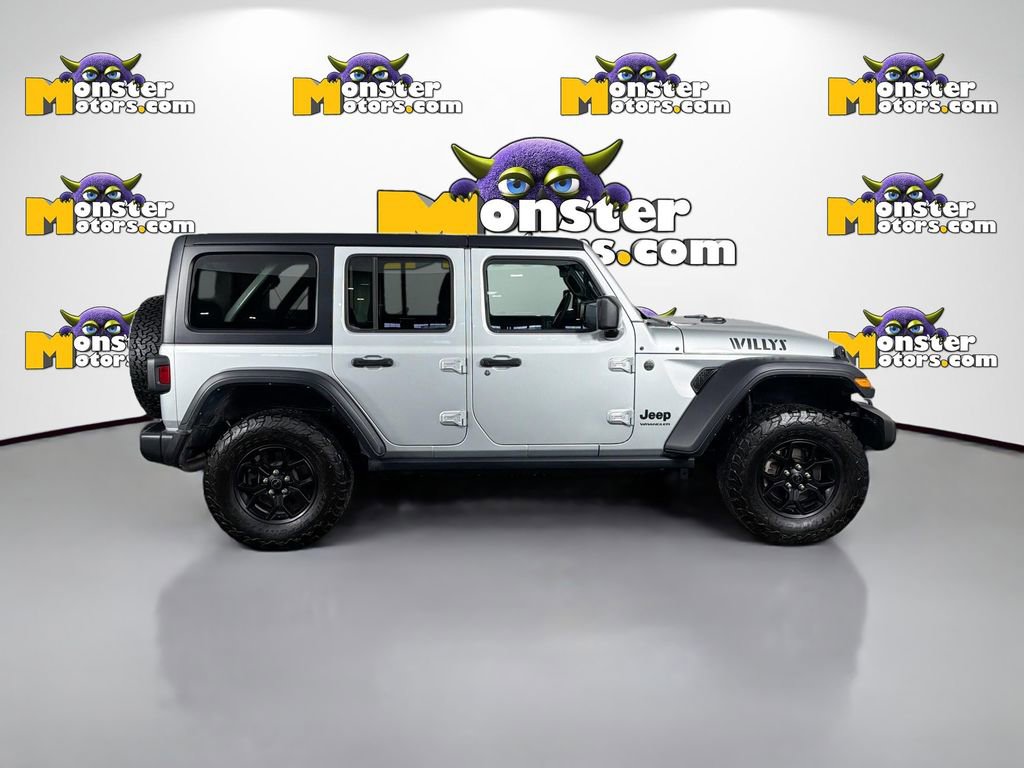 Used 2024 Jeep Wrangler Willys image 4