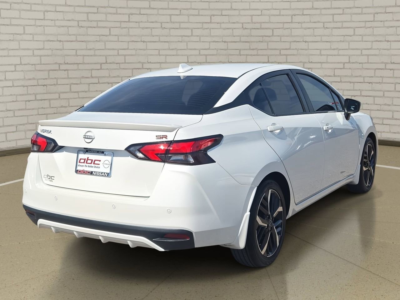 Certified 2025 Nissan Versa SR w/ Trunk Package image 5