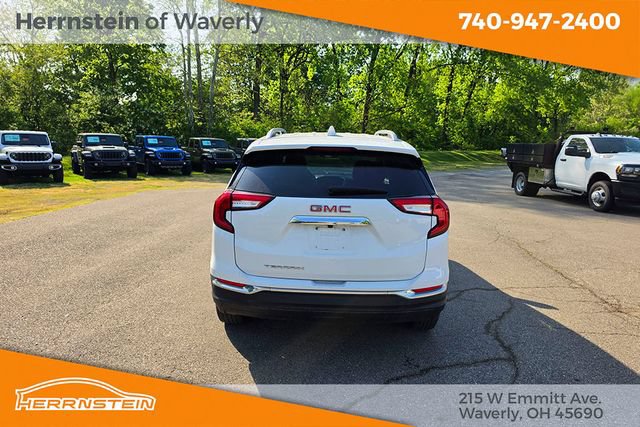 Used 2023 GMC Terrain SLT FWD image 31