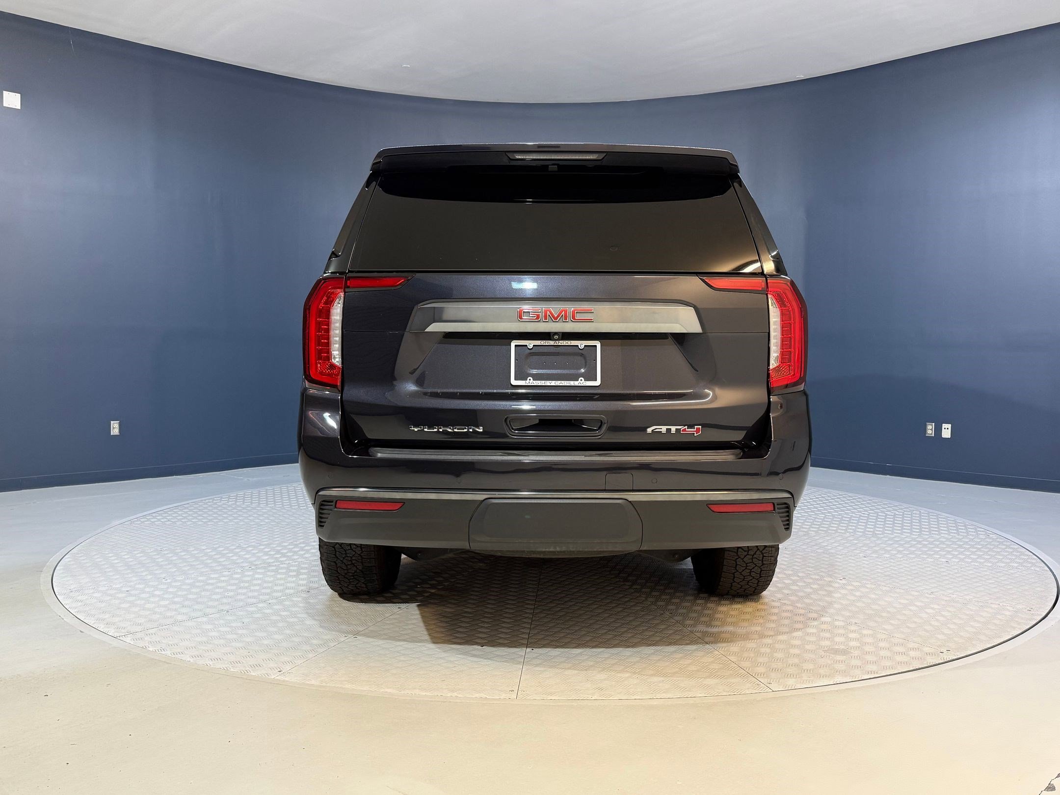 Used 2023 GMC Yukon AT4 w/ AT4 Premium Package image 10