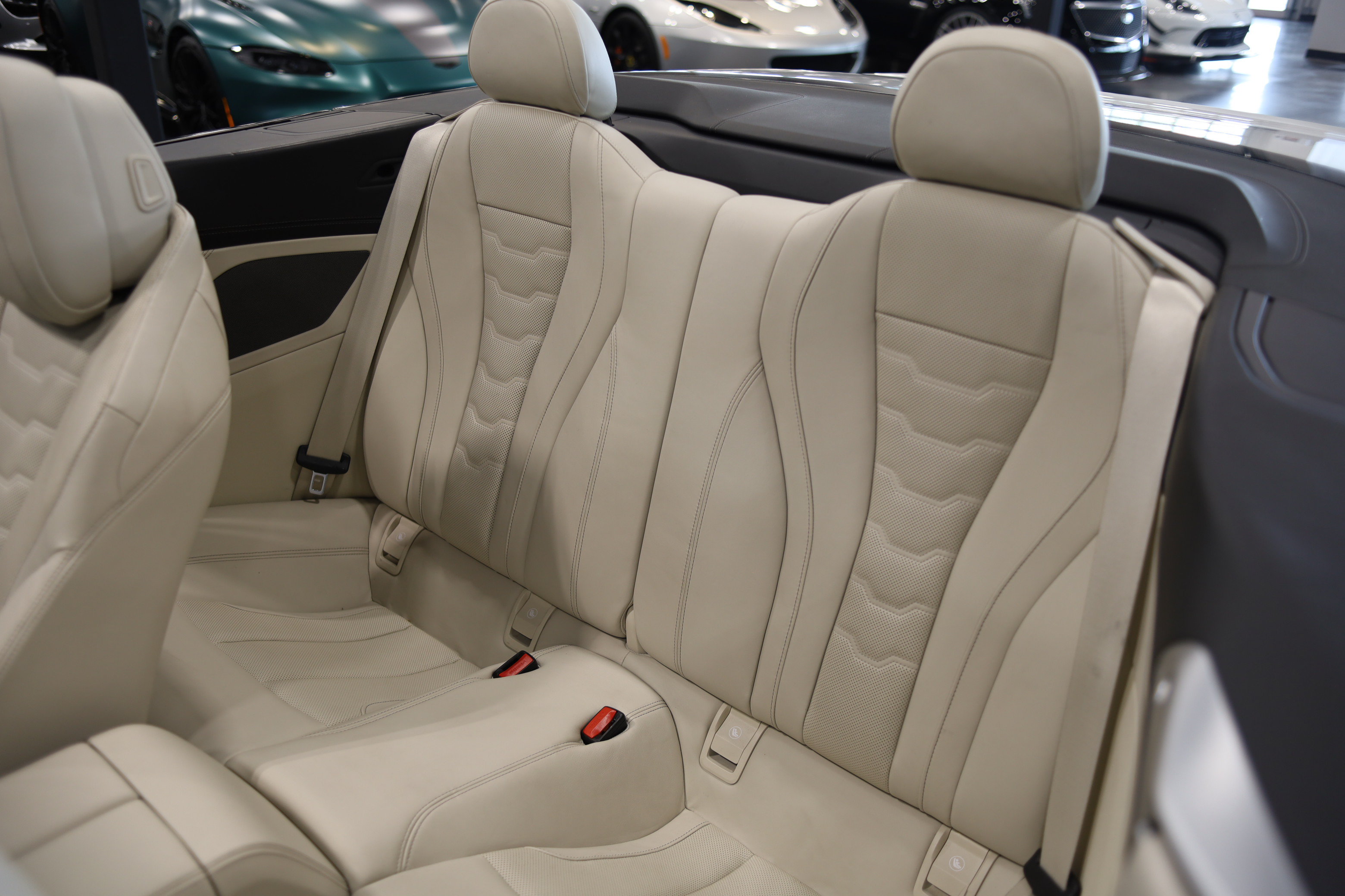 Used 2023 BMW M850i xDrive Convertible w/ M Carbon Exterior Package AWD/4WD image 37