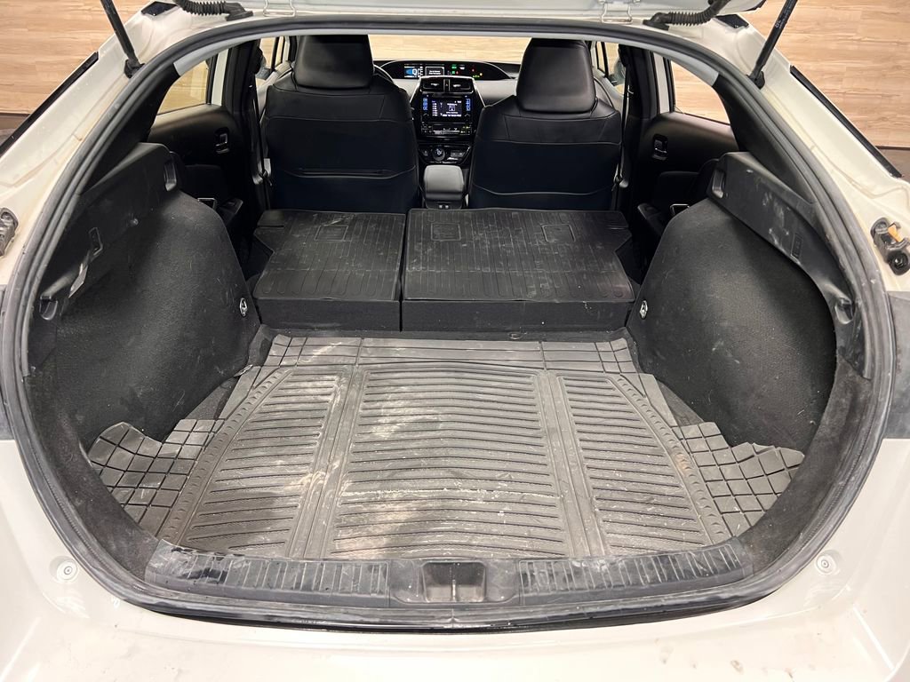 Used 2019 Toyota Prius XLE FWD image 23