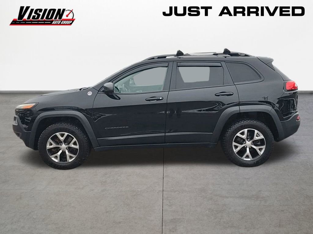 Used 2018 Jeep Cherokee Trailhawk image 8