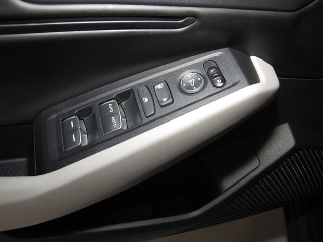 Certified 2025 Honda Accord SE image 11