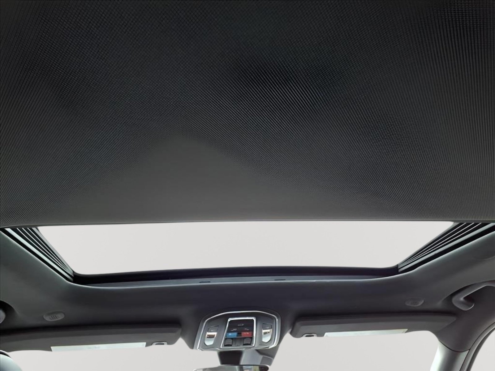 Used 2025 Jeep Grand Cherokee 4WD image 14