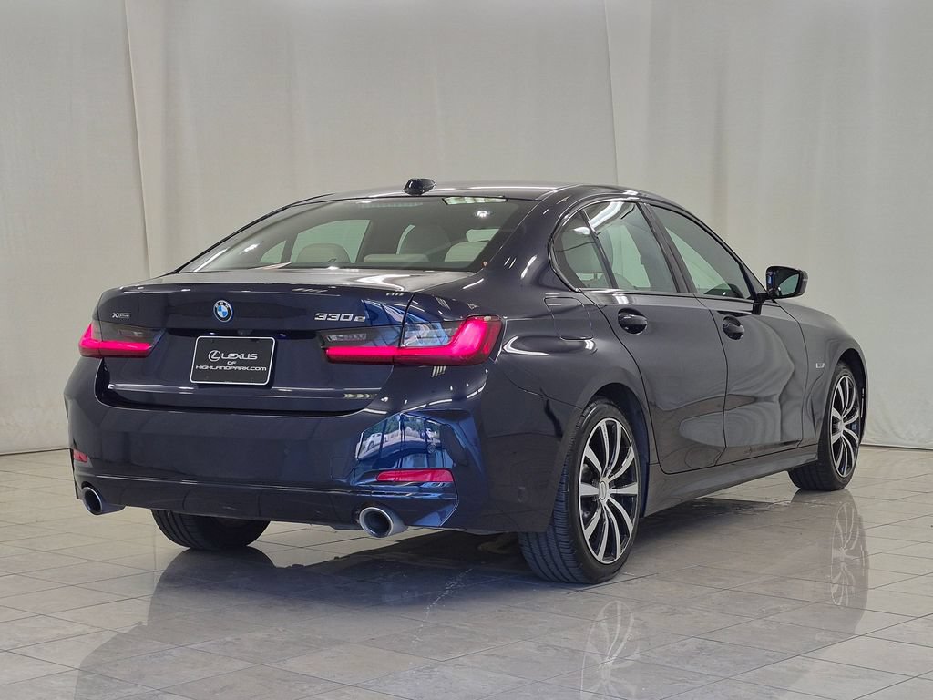 Used 2023 BMW 330e xDrive w/ Premium Package AWD/4WD image 9