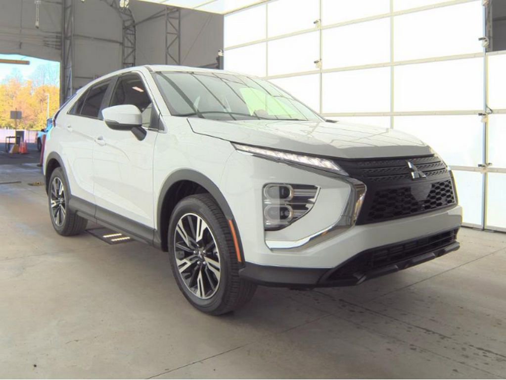 Used 2025 Mitsubishi Eclipse Cross SE AWD/4WD image 4