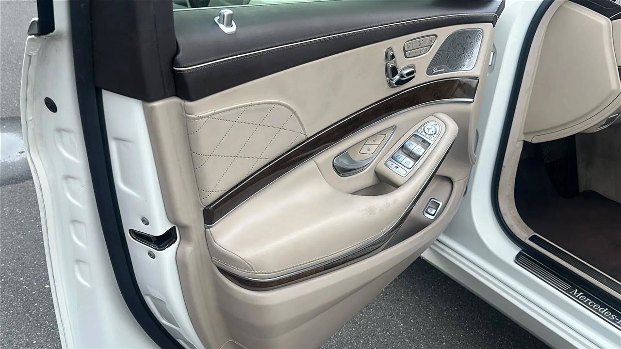 Used 2017 Mercedes-Benz S 550 Sedan image 16