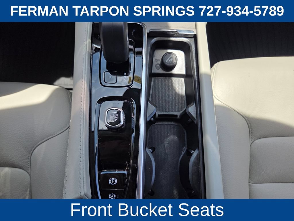 Certified 2025 Volvo XC90 B5 Plus w/ Protection Package Premier AWD/4WD image 29