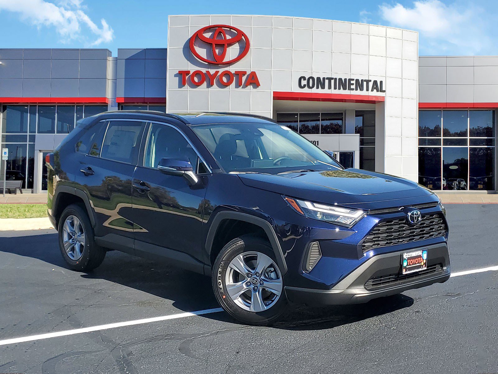 New 2025 Toyota RAV4 XLE