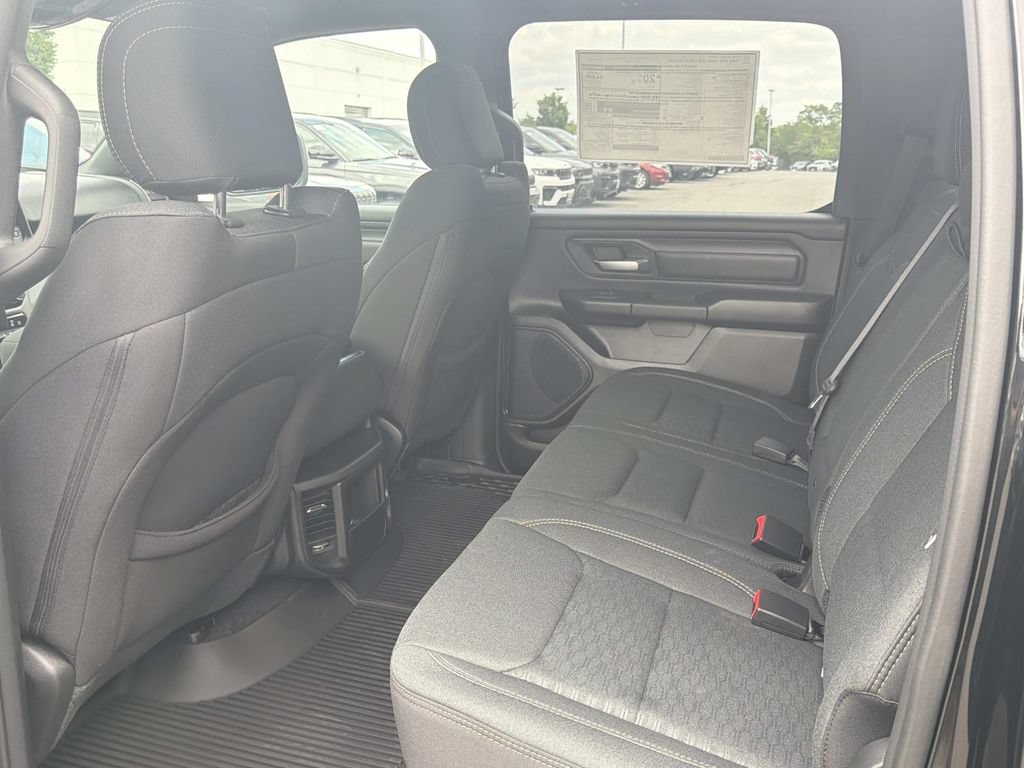 New 2026 RAM 1500 Warlock AWD/4WD image 16