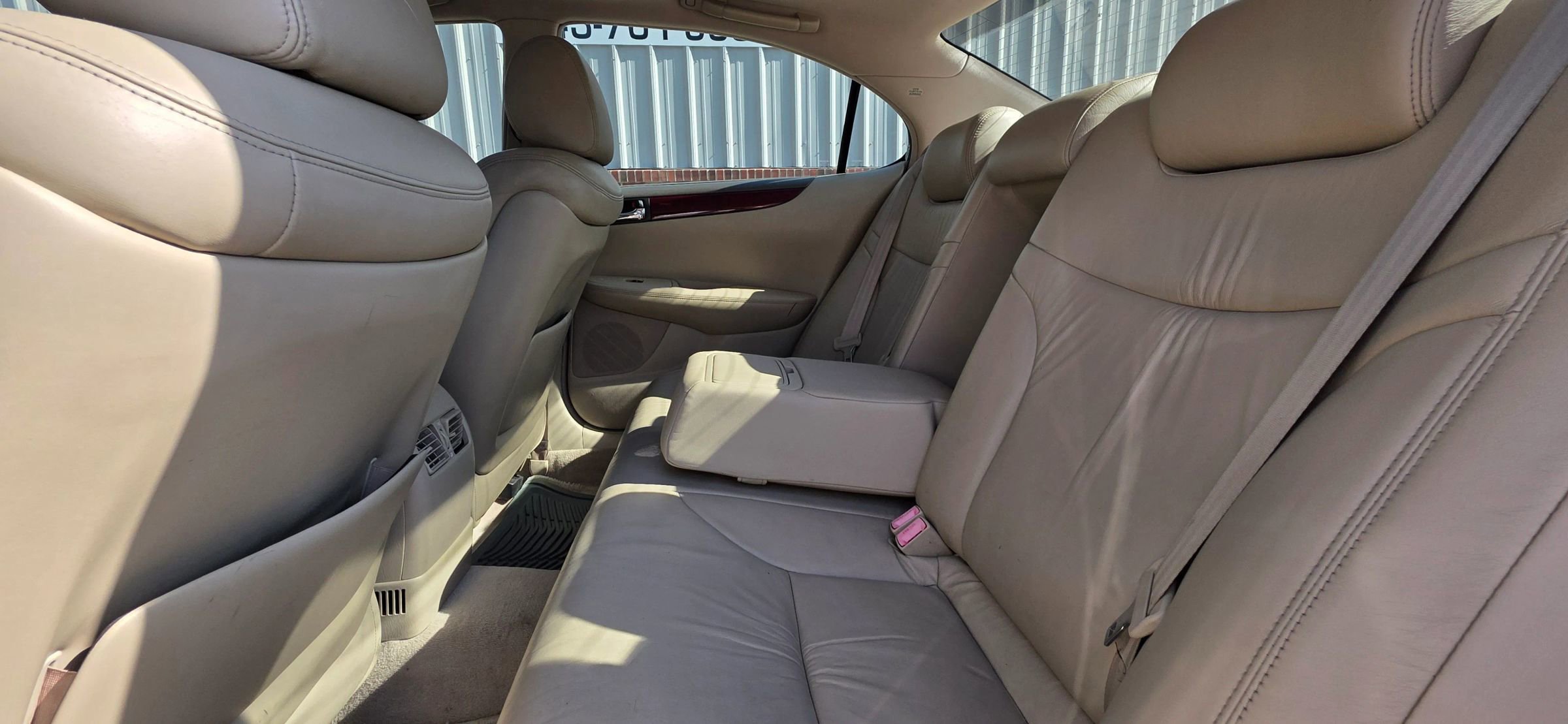 Used 2004 Lexus ES 330 image 19