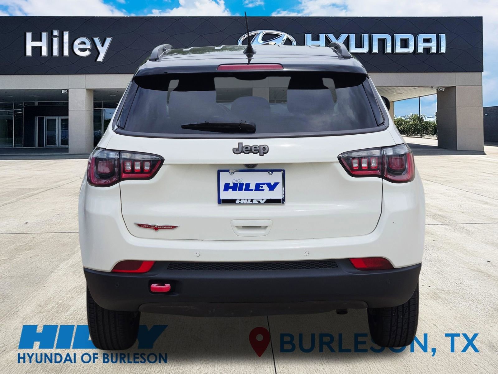 Used 2021 Jeep Compass Trailhawk image 5
