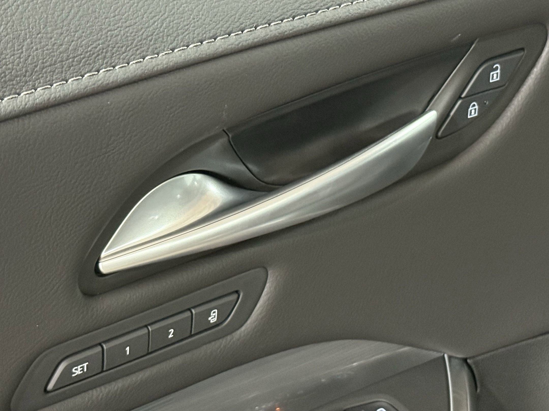 New 2025 Cadillac XT4 Premium Luxury image 19