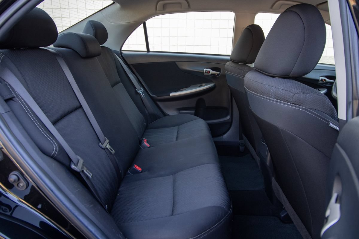 Used 2013 Toyota Corolla S FWD image 18