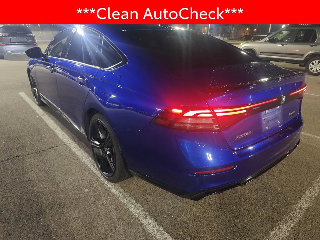 Used 2023 Honda Accord Sport image 4