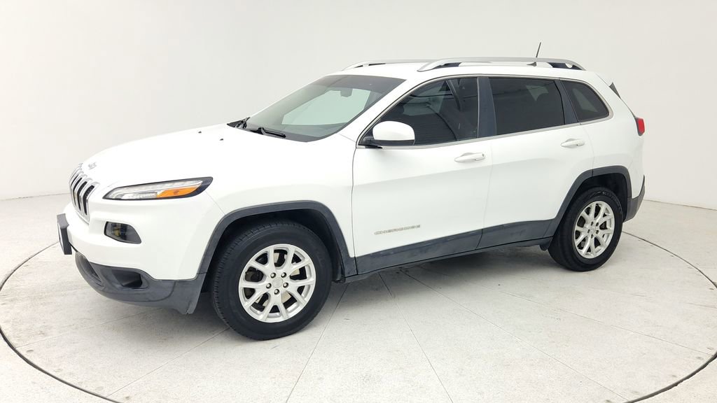 Used 2017 Jeep Cherokee Latitude image 4