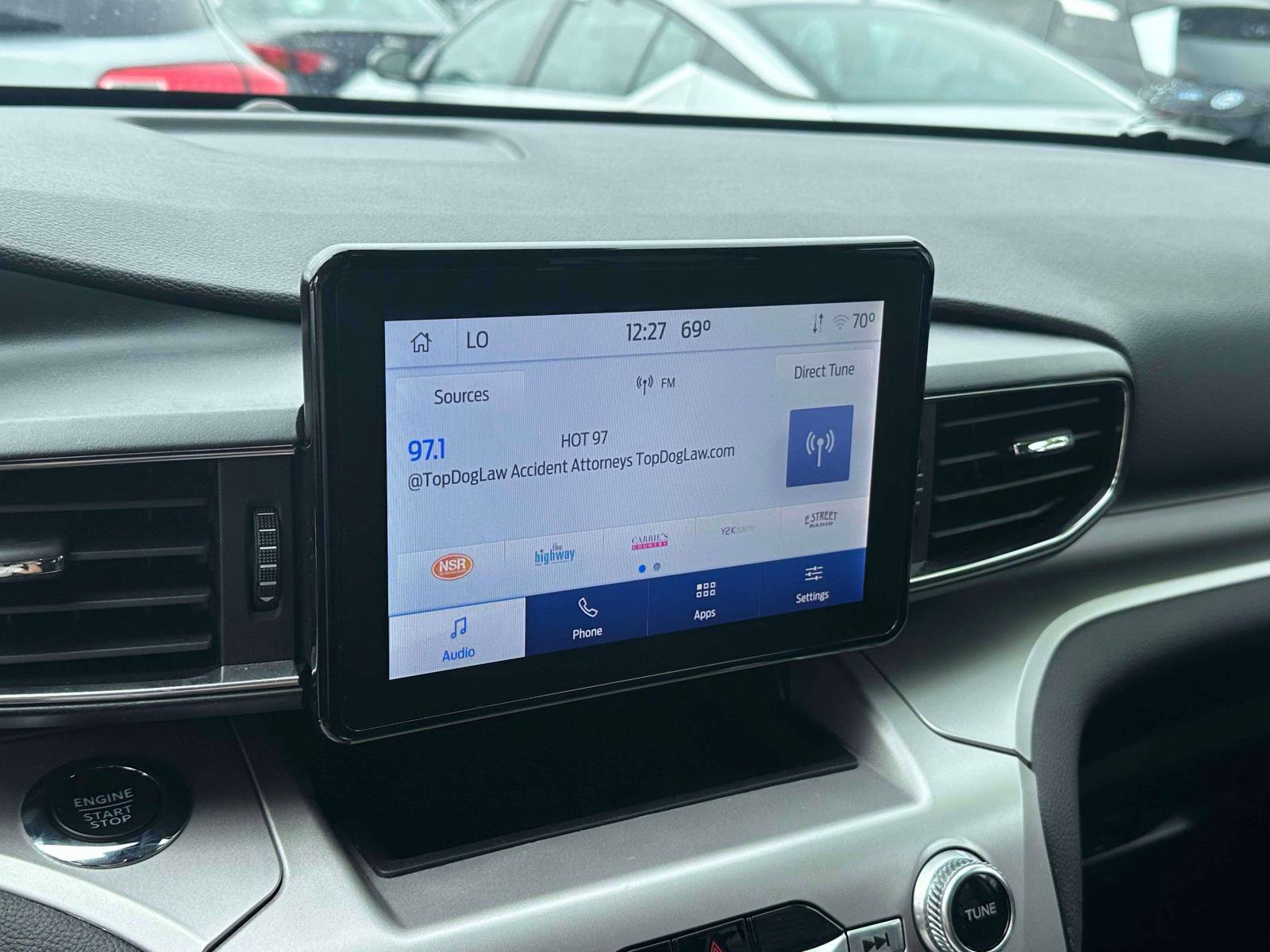 Used 2022 Ford Explorer XLT w/ Equipment Group 202A image 28