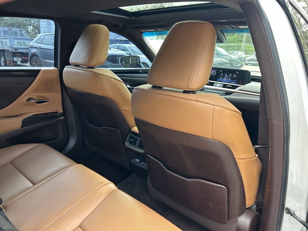 Used 2021 Lexus ES 350 w/ Accessory Package FWD image 45