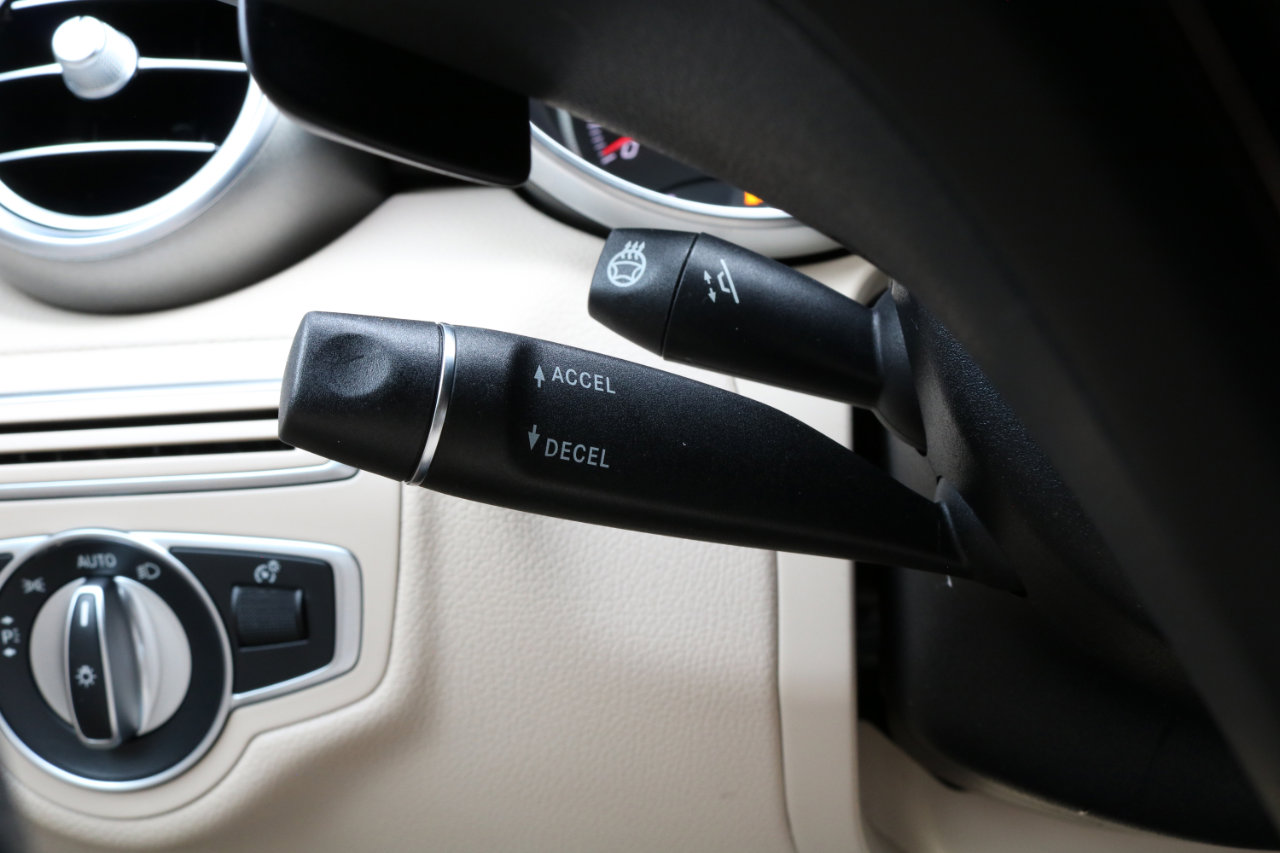 Used 2017 Mercedes-Benz C 300 4MATIC Sedan image 25