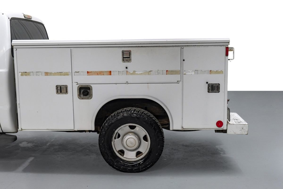 Used 2006 Ford F250 XL RWD image 11