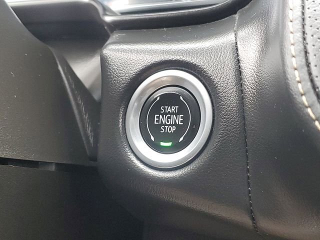 Used 2023 GMC Yukon XL SLT image 17