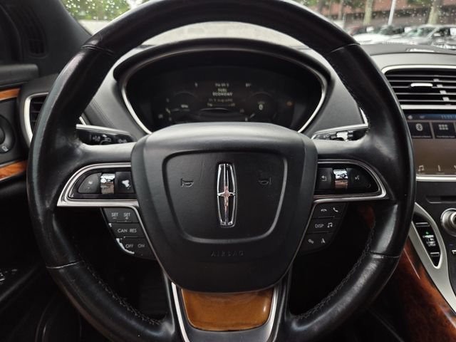Used 2019 Lincoln Nautilus Reserve FWD image 22