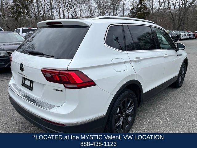 Certified 2023 Volkswagen Tiguan SE w/ Panoramic Sunroof Package AWD/4WD image 7