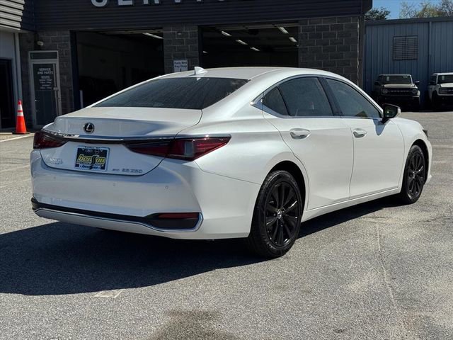 Used 2021 Lexus ES 250 w/ Premium Package image 3